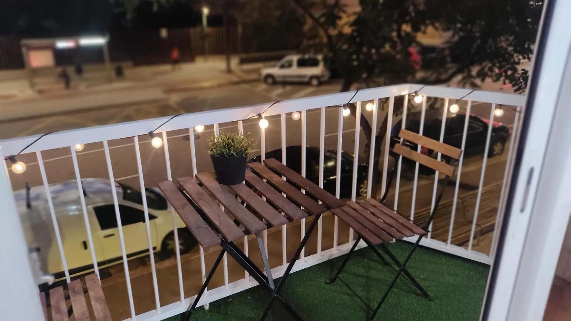 Apartamento Piso Exterior Completo A 20 ' De Barcelona. Sabadell 0*,  España
