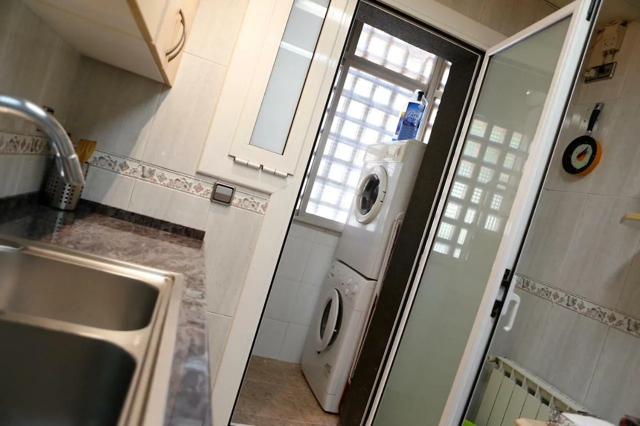 Apartamento Piso Exterior Completo A 20 ' De Barcelona. Sabadell 0*,  España